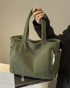 Damska torba tote z prążkowaną fakturą i detalem ze sznurkiem