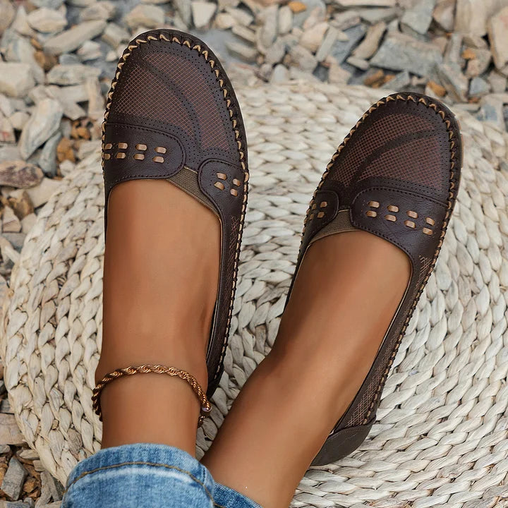 Damskie buty z regulowanym zapięciem