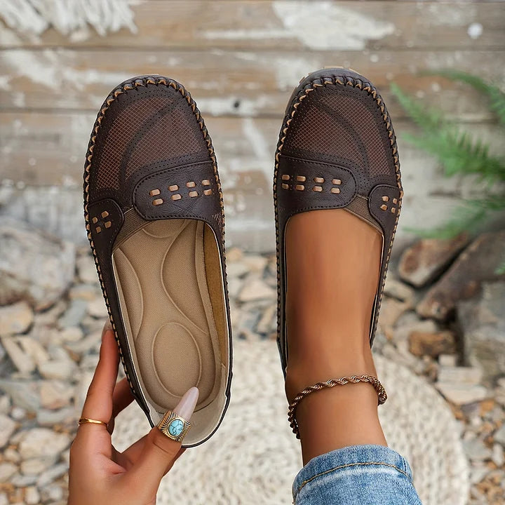 Damskie buty z regulowanym zapięciem