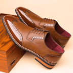 Męskie półbuty Oxford z zdobieniem brogues i kontrastowym noskiem