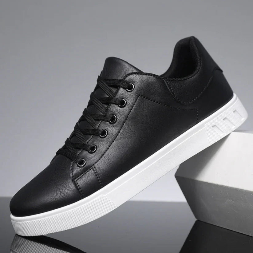 Męskie sneakersy sznurowane z niską cholewką