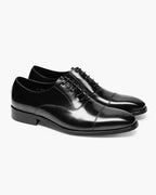 Męskie buty ze skóry z gładką cholewką i sznurowaniem