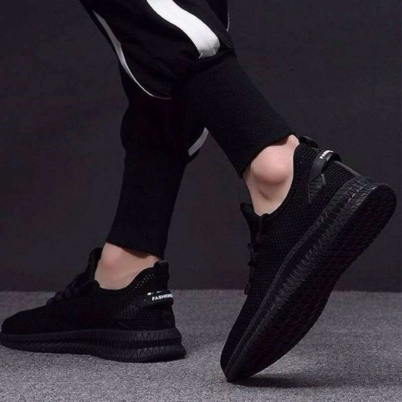 Męskie sneakersy z siateczkową cholewką i sznurowaniem
